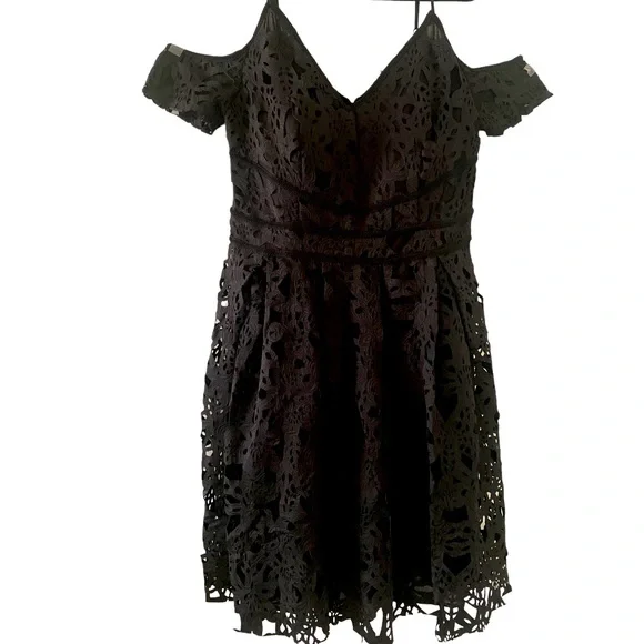 open lace back dress OS {Win Me Over} Black Cold Shoulder Dress w/Pockets CW PLUS SIZE 1X 2   Curvy Boutique Plus Size Clothing